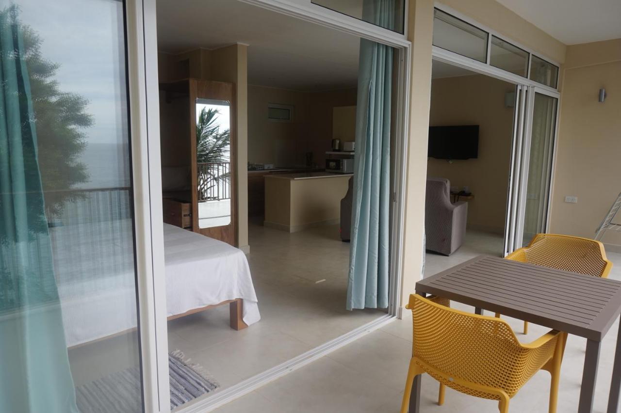 Maka Bay Self Catering Apartment Victoria Ngoại thất bức ảnh