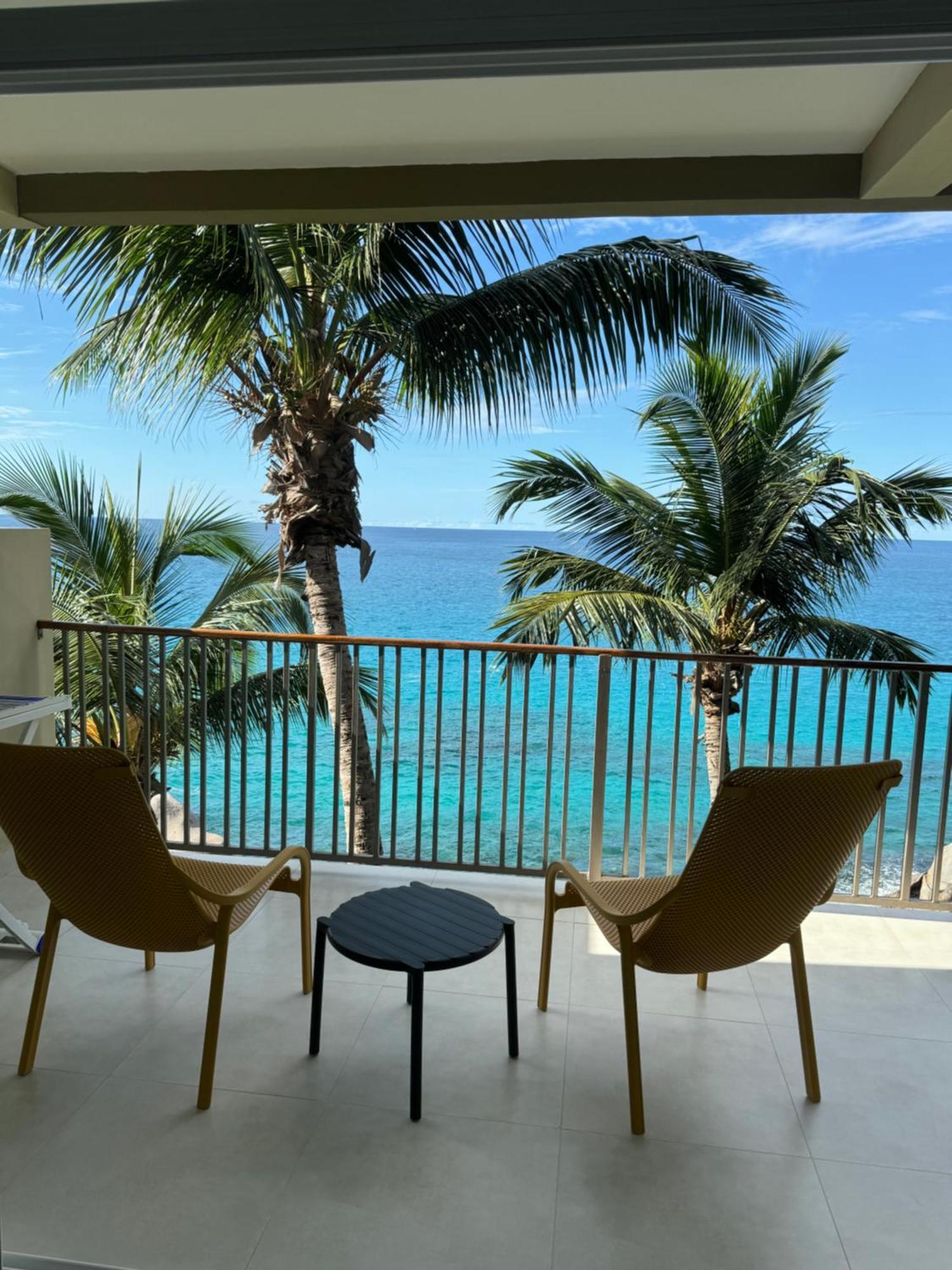 Maka Bay Self Catering Apartment Victoria Ngoại thất bức ảnh
