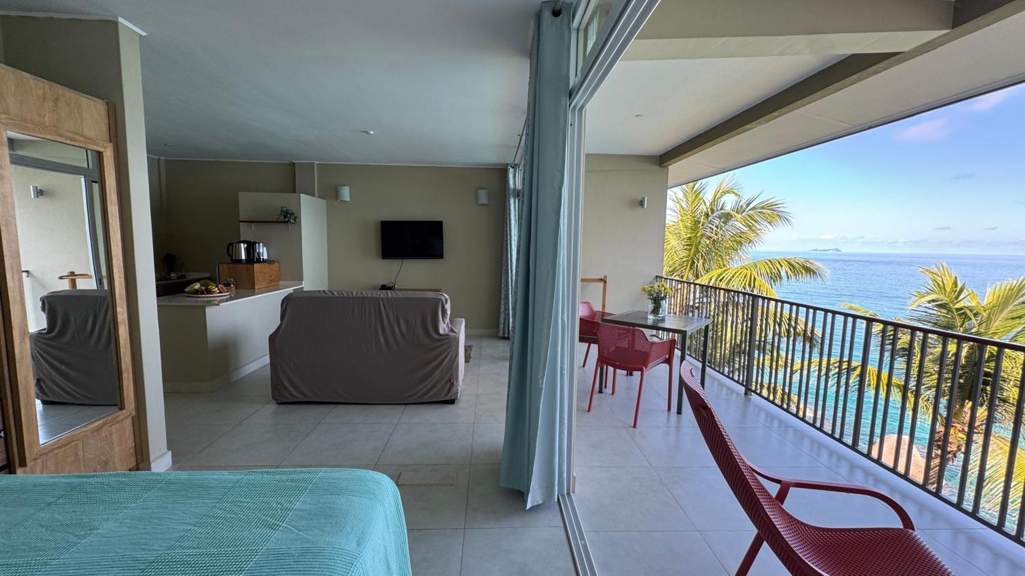 Maka Bay Self Catering Apartment Victoria Ngoại thất bức ảnh